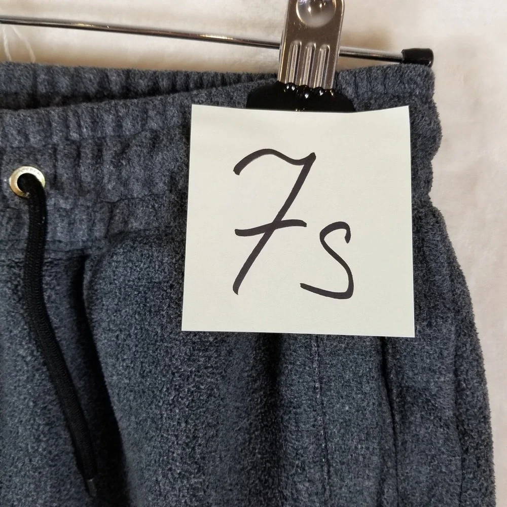 Jordan Fleece Joggers Mens XS Gray Jumpman Sweatpants DQ7340-071